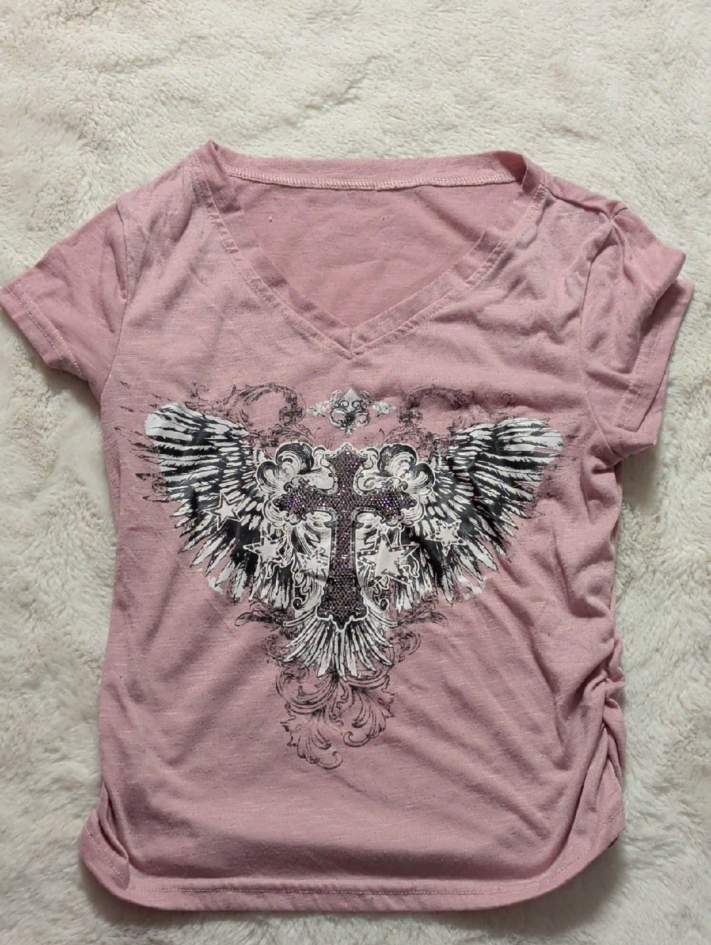 Women's Pink V-Neck Graphic Tee‎ with Winged Cross